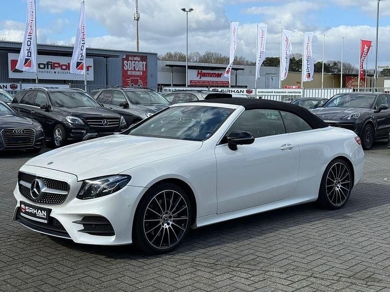 Gebraucht Mercedes E220 AMG 194 PS (142 kW) 2018 Weiß Cabrio