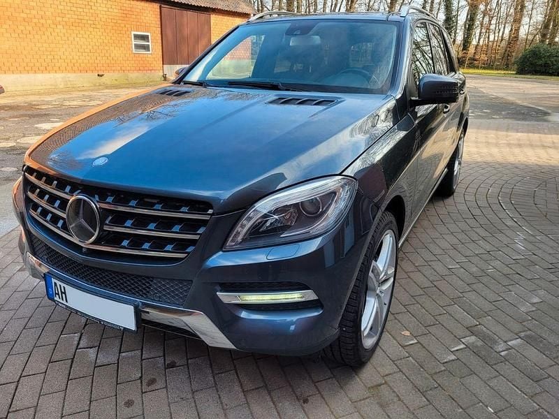 Gebraucht Mercedes ML350 AMG 258 PS (189 kW) 2014 Grau SUV