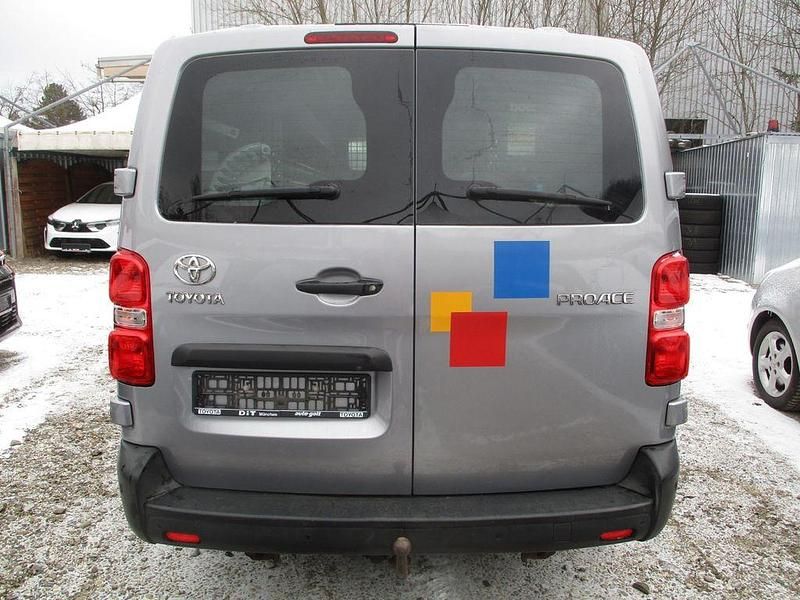 Gebraucht Toyota Proace 177 PS (130 kW) 2020 Grau Van / Kleinbus
