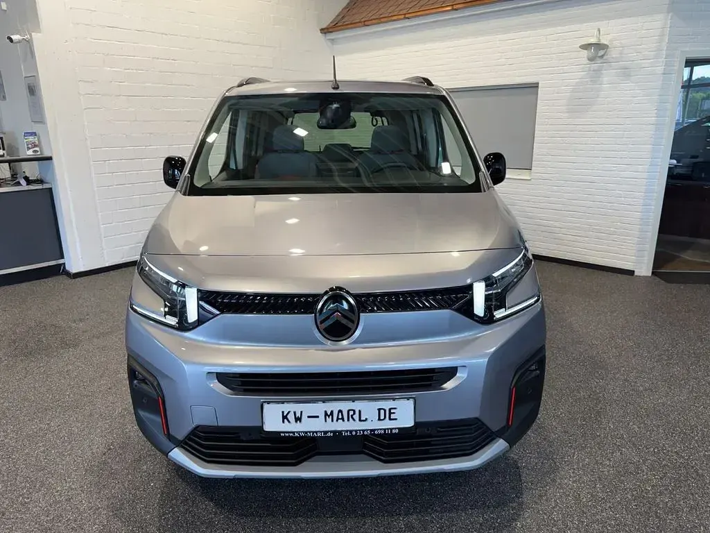 Gebraucht Citroën Berlingo XTR 131 PS (96 kW) 2025 Grau Van / Kleinbus