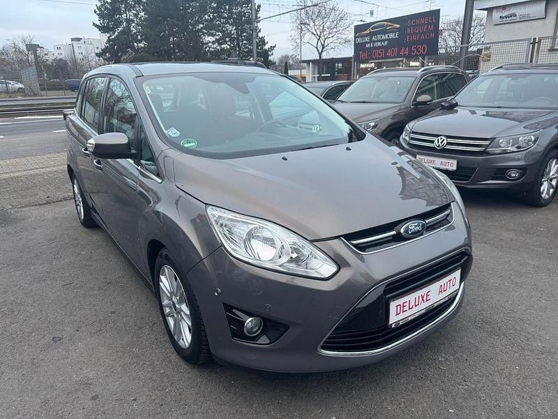 Braun Gebraucht 2013 Ford Grand C-Max Titanium Van / Kleinbus | 7.500 € (Etwas zu teuer) - Bild 1/4