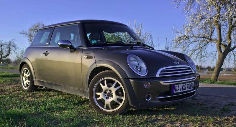 Braun Gebraucht 2006 Mini Cooper Kleinwagen | 4.500 € (Superpreis) - Bild 1/4