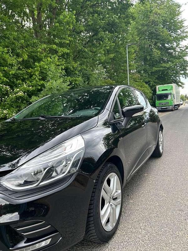 Gebraucht Renault Clio IV Collection 75 PS (55 kW) 2018 Schwarz Limousine
