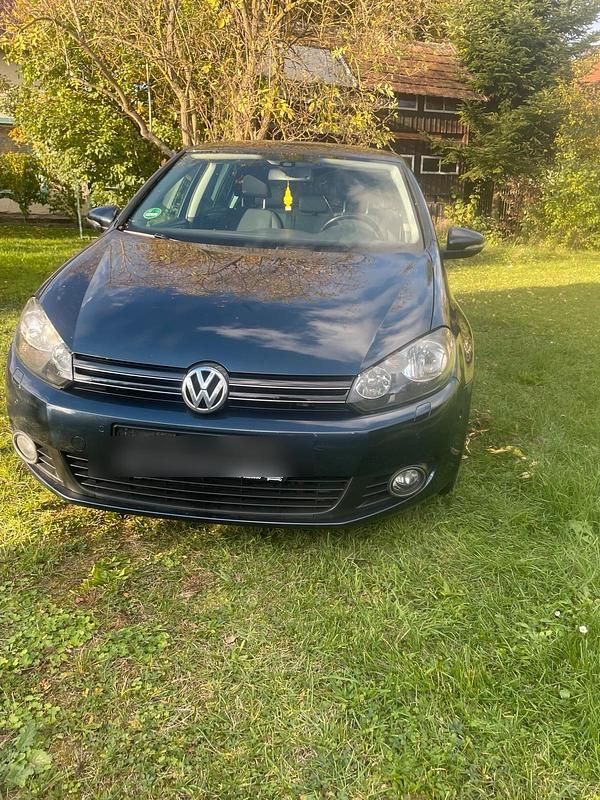Blau Gebraucht 2010 VW Golf VI Kleinwagen | 2.900 € (Superpreis) - Bild 1/4