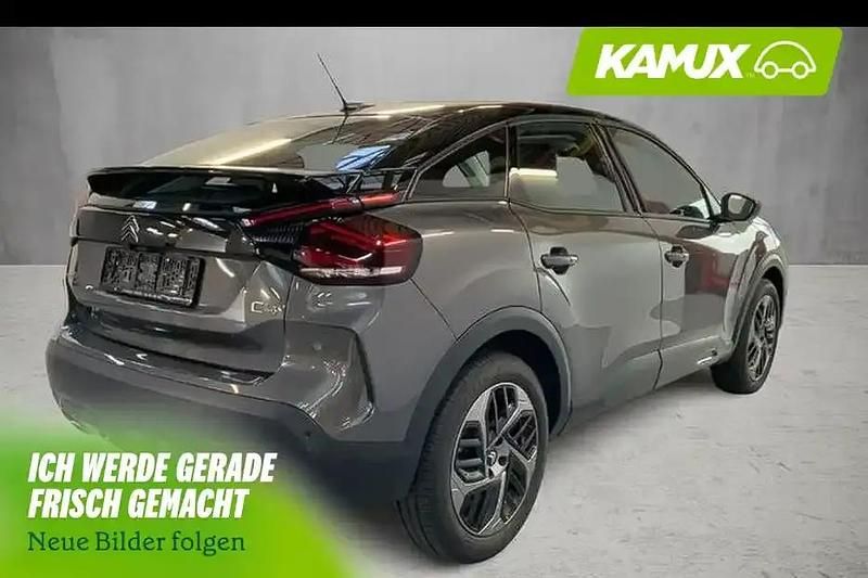 Gebraucht Citroën C4 Feel 131 PS (96 kW) 2023 Silber / grau SUV