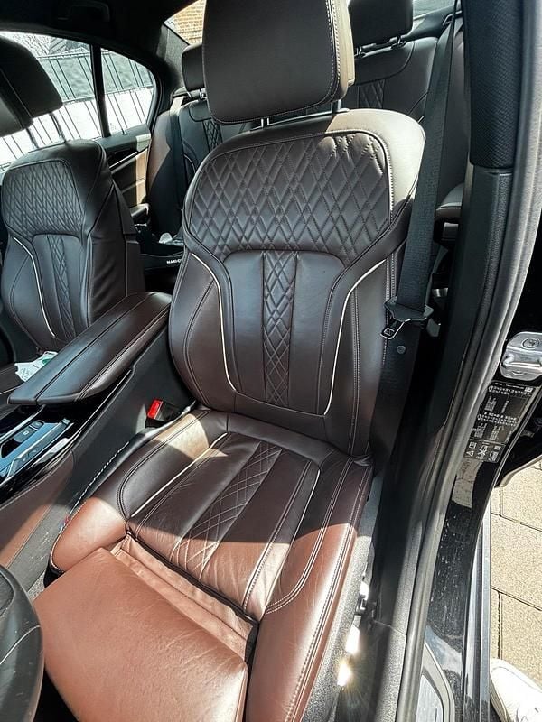 Gebraucht BMW 540 Performance 340 PS (250 kW) 2018 Schwarz Limousine