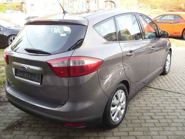 Gebraucht Ford C-MAX 140 PS (102 kW) 2014 Grau metallic Van / Kleinbus