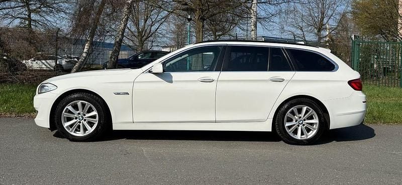 Gebraucht BMW 520 Performance 184 PS (135 kW) 2013 Weiß Limousine