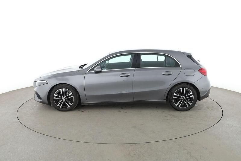 Gebraucht Mercedes A200 Progressive 177 PS (130 kW) 2023 Grau Limousine
