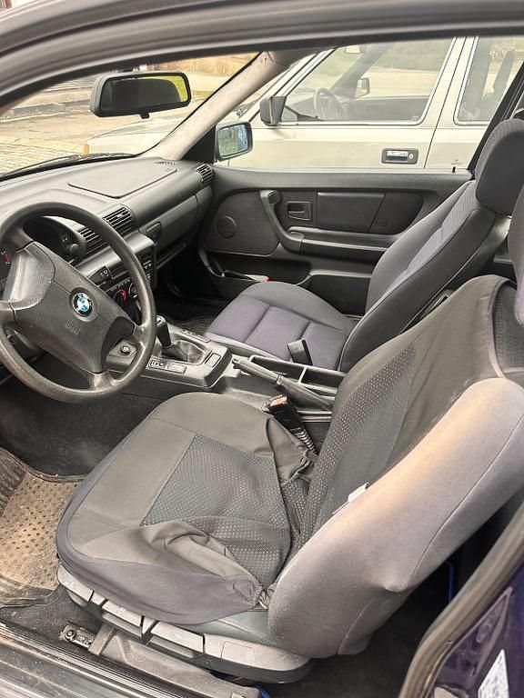 Gebraucht BMW 316 102 PS (75 kW) 1998 Blau Coupé