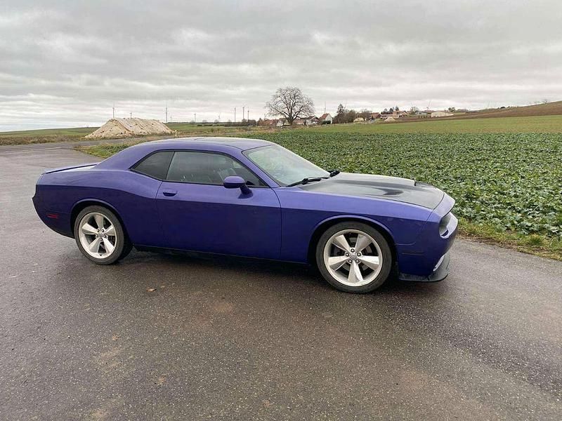 Violet Gebraucht 2013 Dodge Challenger Coupé | 20.000 € (Superpreis) - Bild 1/4