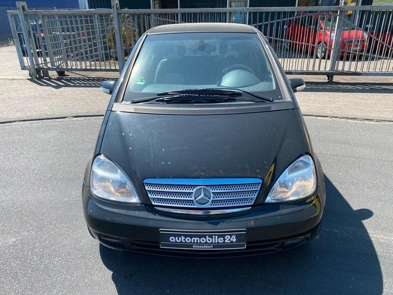 Schwarz Gebraucht 2003 Mercedes A210 AMG Kleinwagen | 2.100 € (Etwas zu teuer) - Bild 1/4