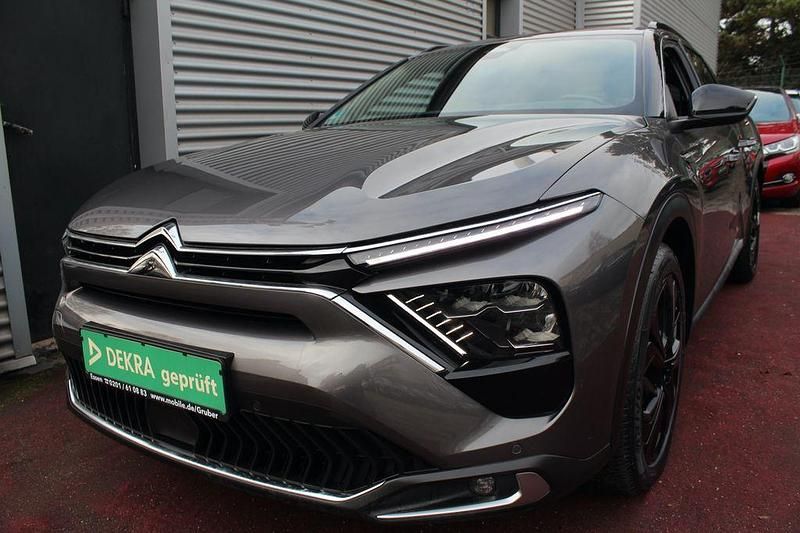 Grau (metallic) Gebraucht 2022 Citroën C5 Aircross Feel SUV | 21.799 € (Fairer Preis) - Bild 1/4