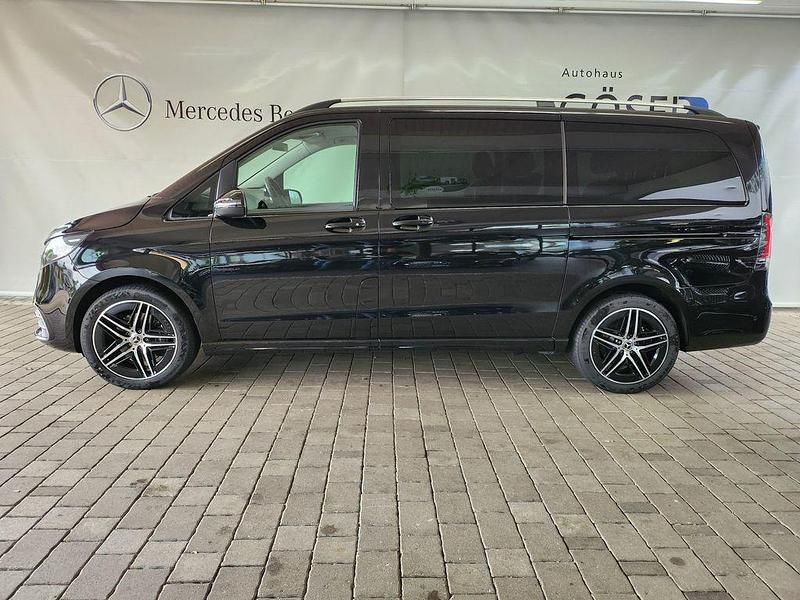 Gebraucht Mercedes V250 Style 190 PS (139 kW) 2024 Schwarz Van / Kleinbus