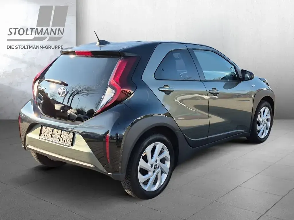 Gebraucht Toyota Aygo X Pulse 72 PS (52 kW) 2022 Grün SUV