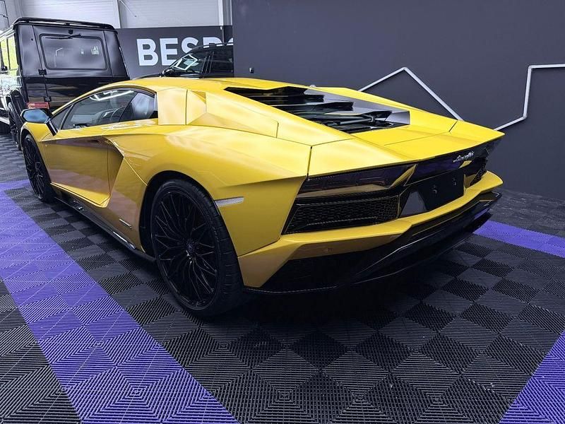Gebraucht Lamborghini Aventador 740 PS (544 kW) 2018 Gelb