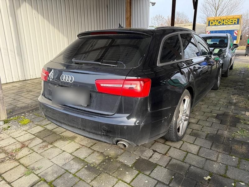 Gebraucht Audi A6 204 PS (150 kW) 2014 Schwarz Kombi