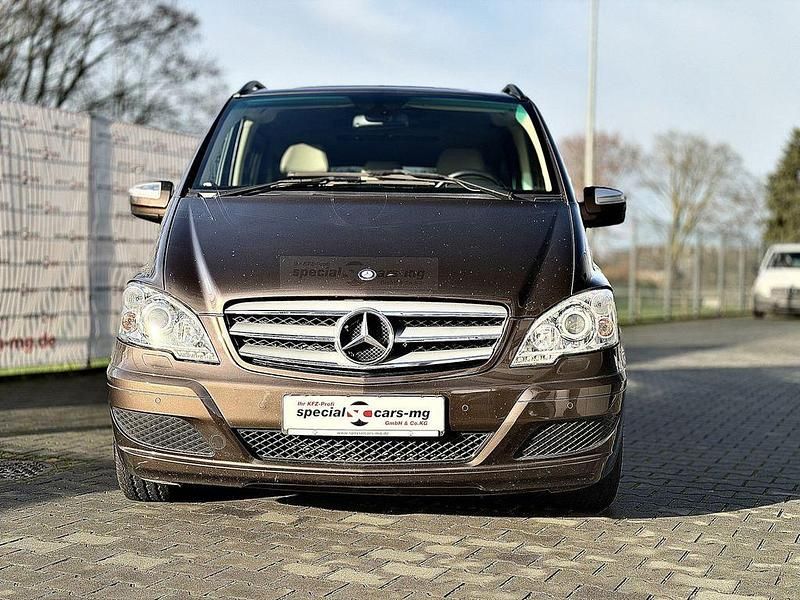 Gebraucht Mercedes Viano Edition 224 PS (164 kW) 2013 Braun metallic Van / Kleinbus