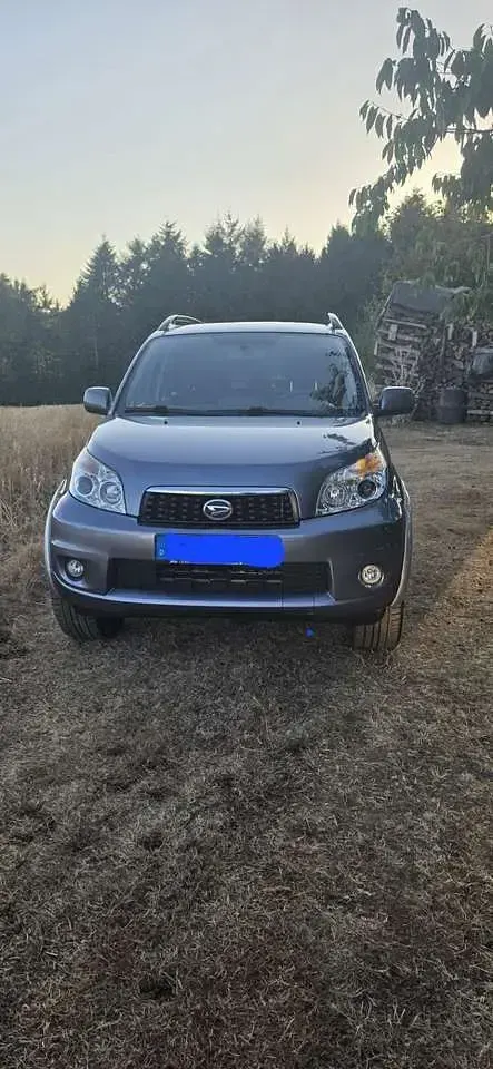 Gebraucht Daihatsu Terios 105 PS (77 kW) 2010 Andere farben SUV