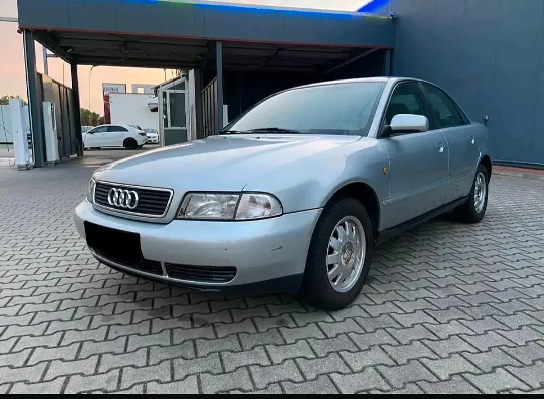 Gebraucht Audi A4 160 PS (117 kW) 1998 Silber Limousine
