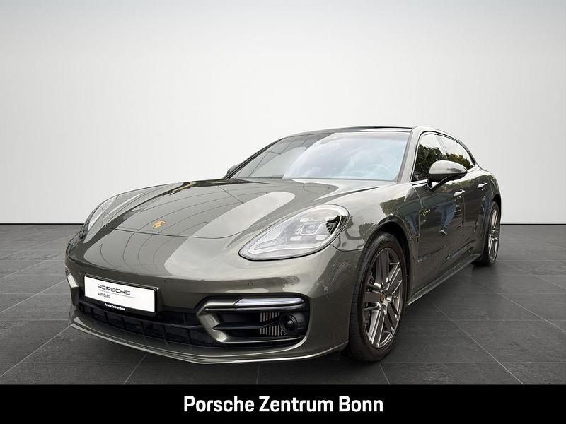 Gruen Gebraucht 2023 Porsche Panamera 4 Platinum Edition Limousine | 95.970 € (Etwas zu teuer) - Bild 1/4
