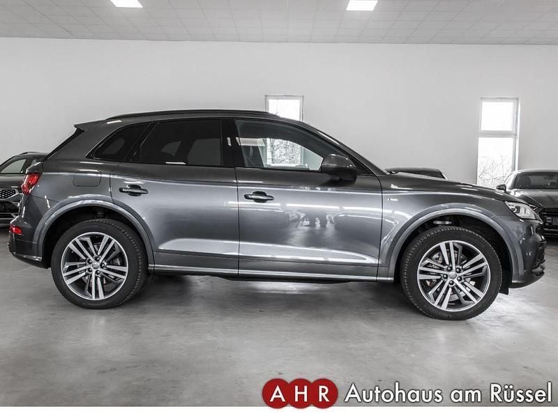 Gebraucht Audi Q5 S-Line 190 PS (139 kW) 2020 Grau SUV