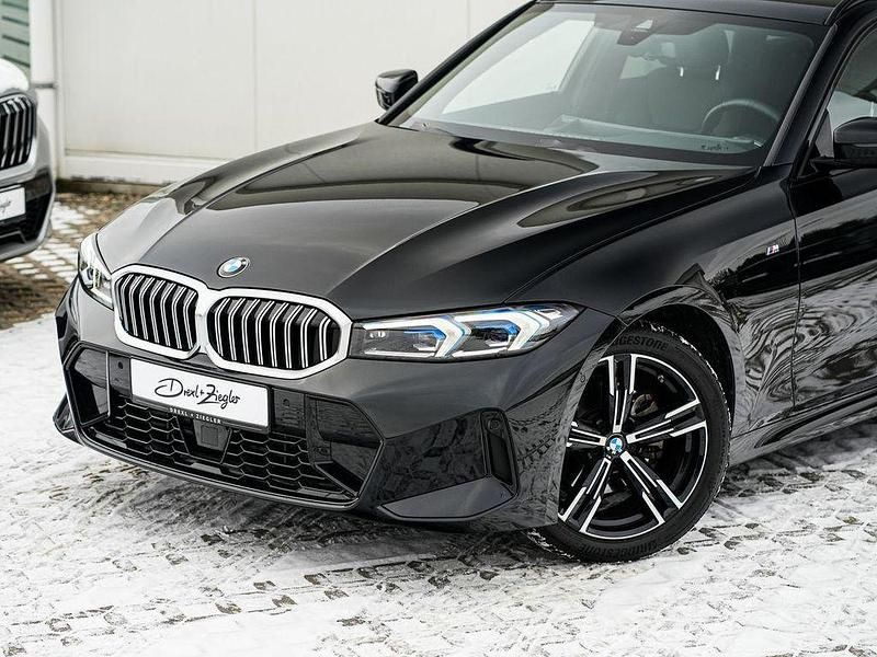 Gebraucht BMW 320 M Sport 190 PS (139 kW) 2025 Saphirschwarzmetallic Kombi