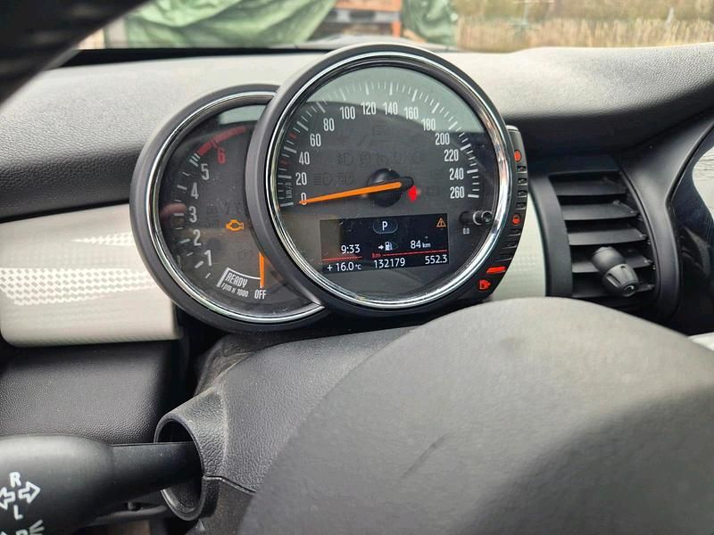 Second-hand Mini Cooper 115 CP (84 kW) 2017 Albastru Hatchback