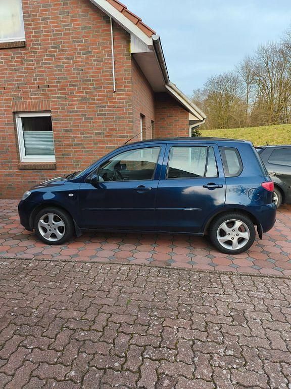 Second-hand Mazda 2 68 CP (50 kW) 2003 Albastru Hatchback