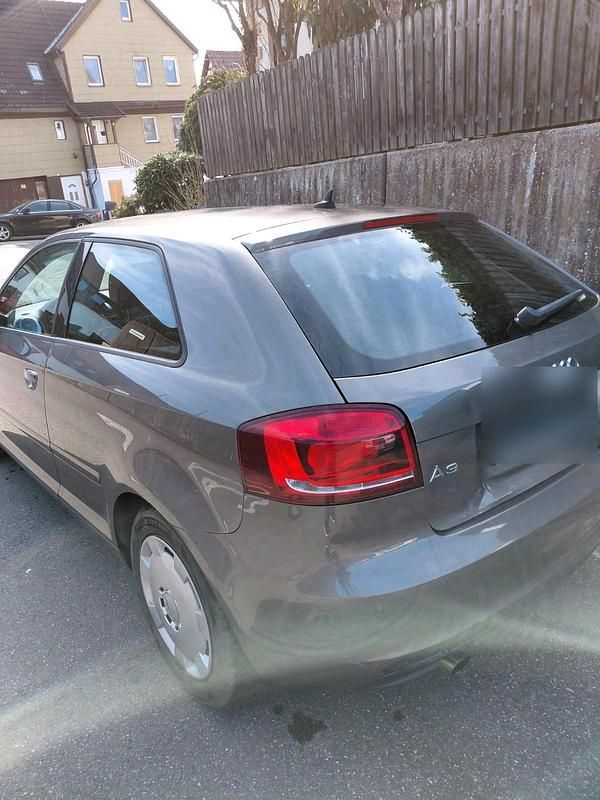 Gebraucht Audi A3 140 PS (102 kW) 2011 Grau Kleinwagen