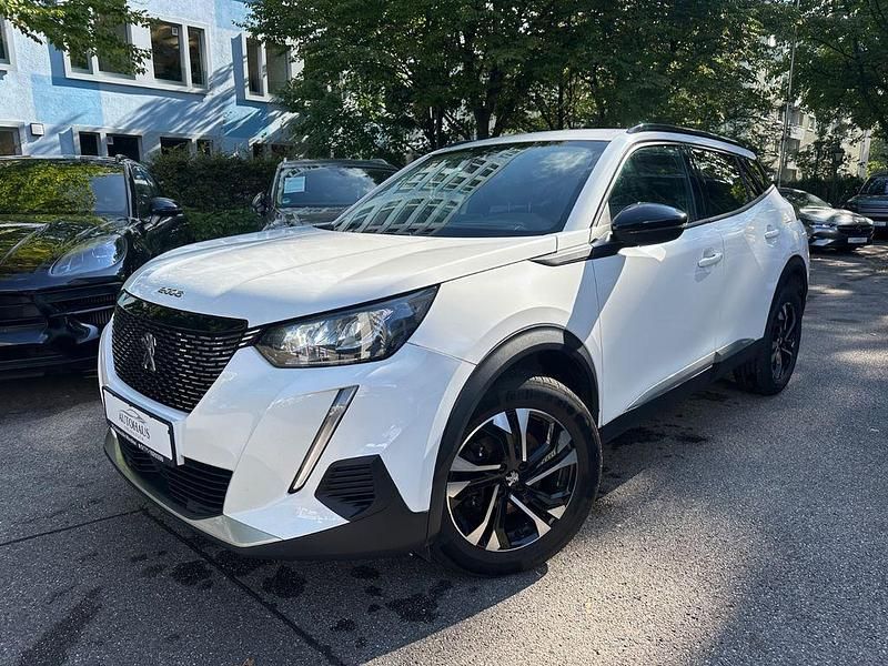 Weiß Gebraucht 2022 Peugeot 2008 SUV | 20.999 € (Etwas zu teuer) - Bild 1/4