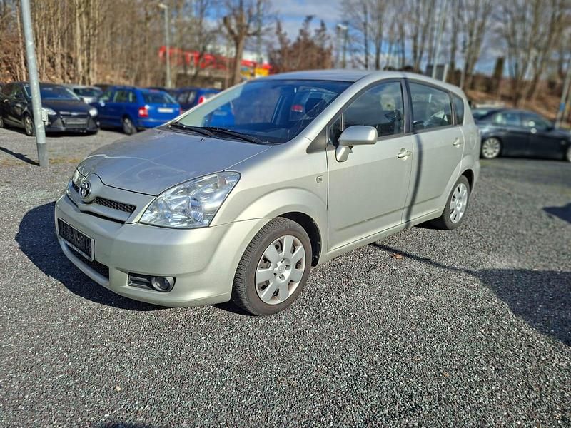 Gebraucht Toyota Corolla Verso 130 PS (95 kW) 2006 Silber Van / Kleinbus
