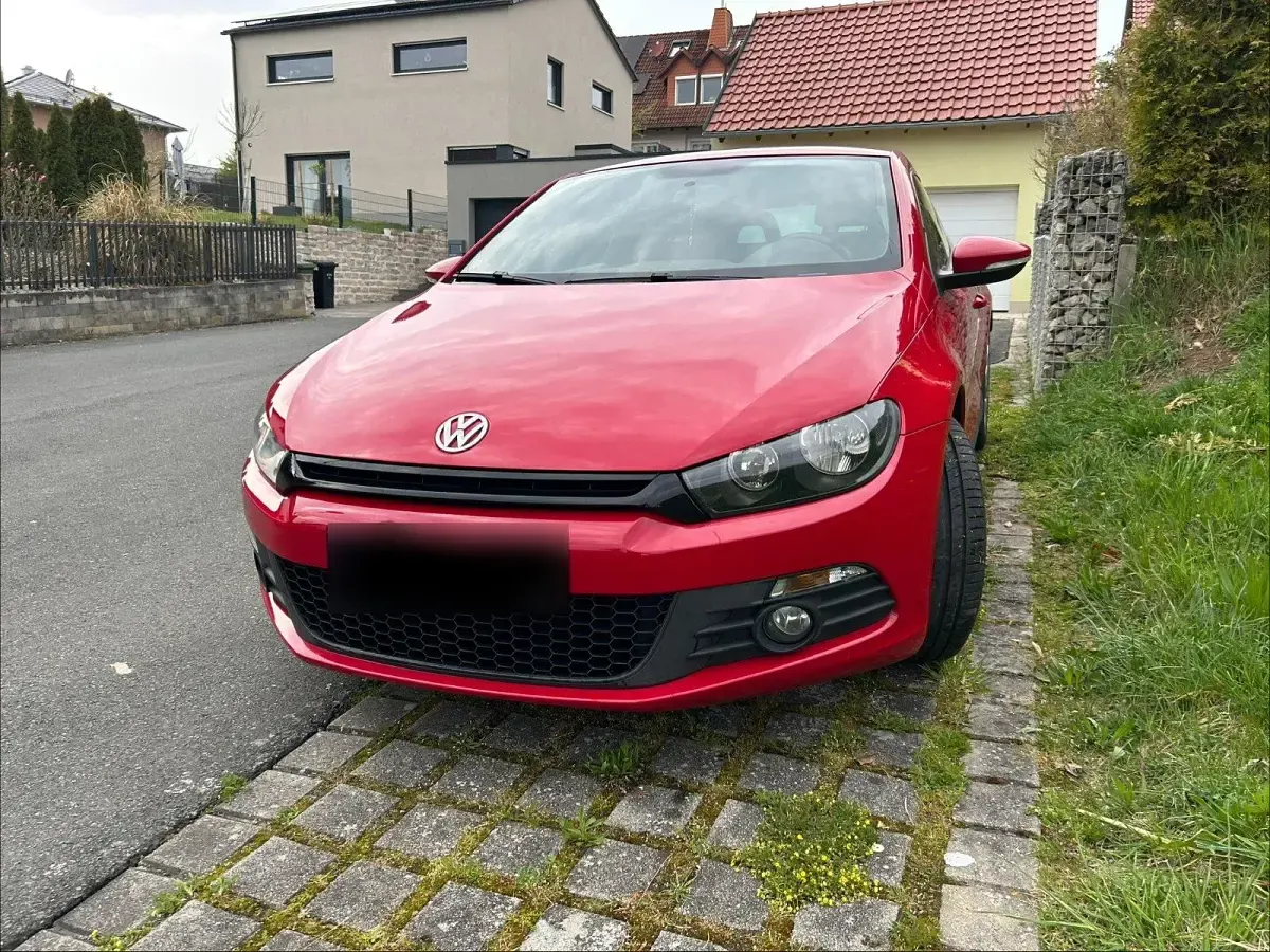 Second-hand VW Scirocco 122 CP (89 kW) 2010 Roșu Coupe