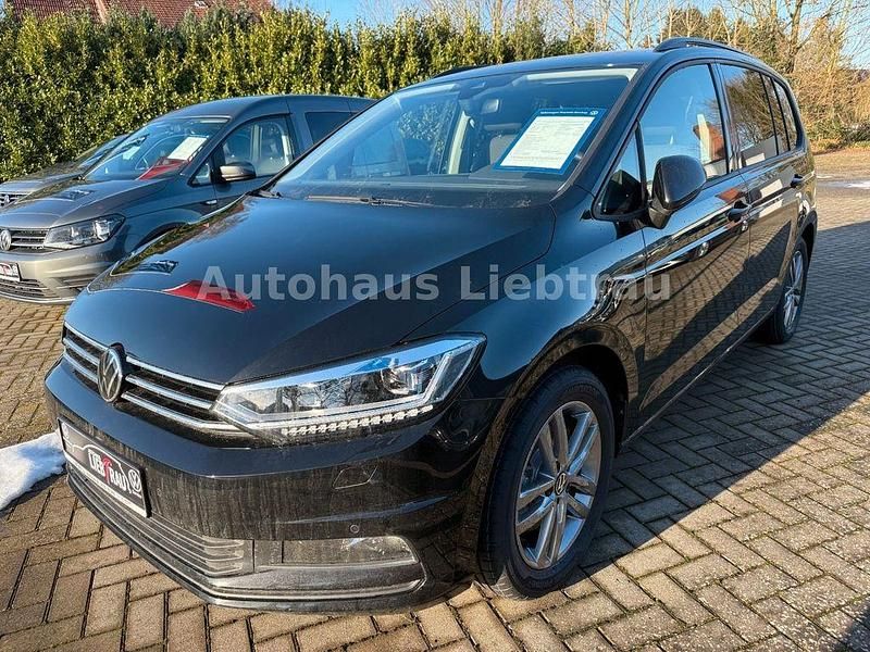 Gebraucht VW Touran Comfortline 150 PS (110 kW) 2026 Schwarz Van / Kleinbus