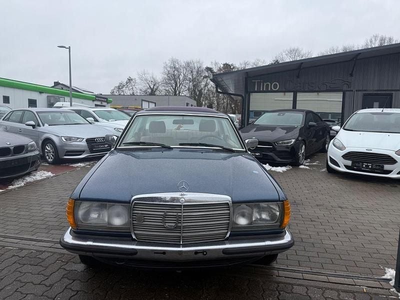 Blau Gebraucht 1982 Mercedes 230 Coupé | 8.500 € - Bild 1/4