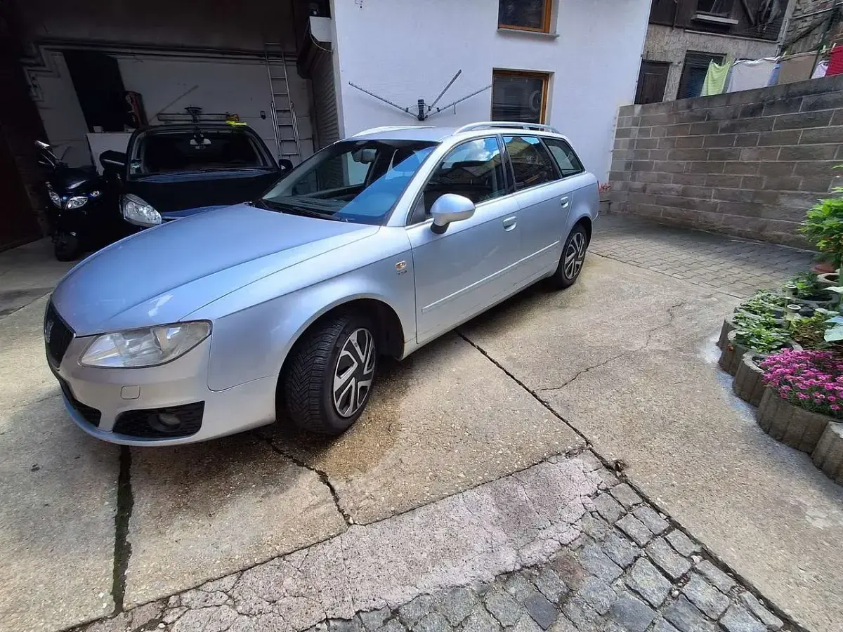 Gebraucht Seat Exeo Style 160 PS (117 kW) 2012 Silber Kombi