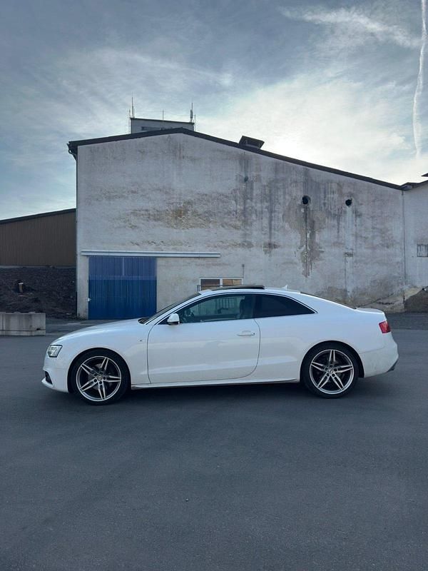 Gebraucht Audi A5 S-Line 245 PS (180 kW) 2012 Weiß Coupé