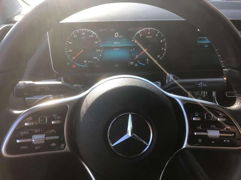 Usata Mercedes B220 190 CV (139 kW) 2019 Bianco Monovolume