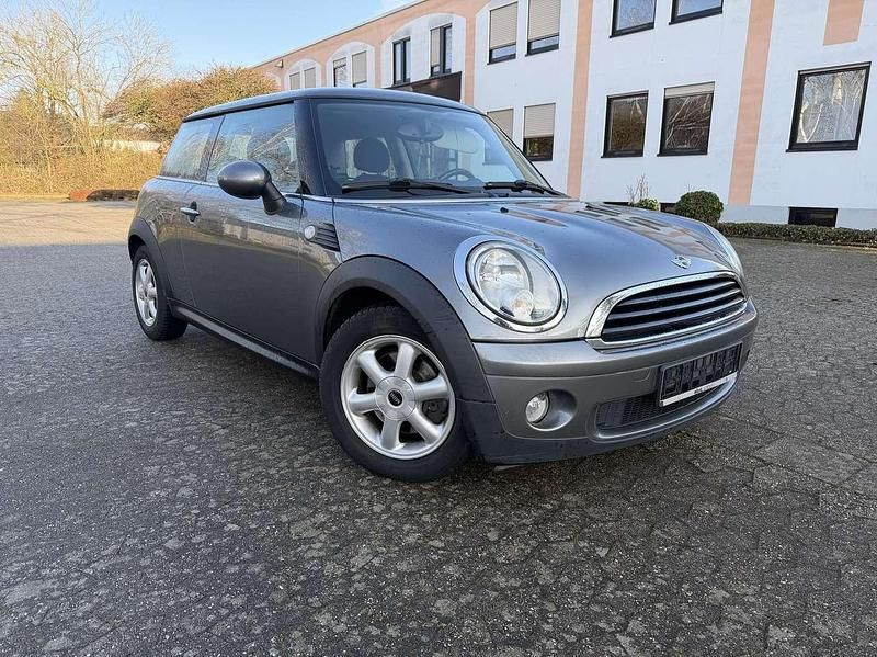 Gebraucht Mini ONE 75 PS (55 kW) 2009 Dark silver metallic Kleinwagen