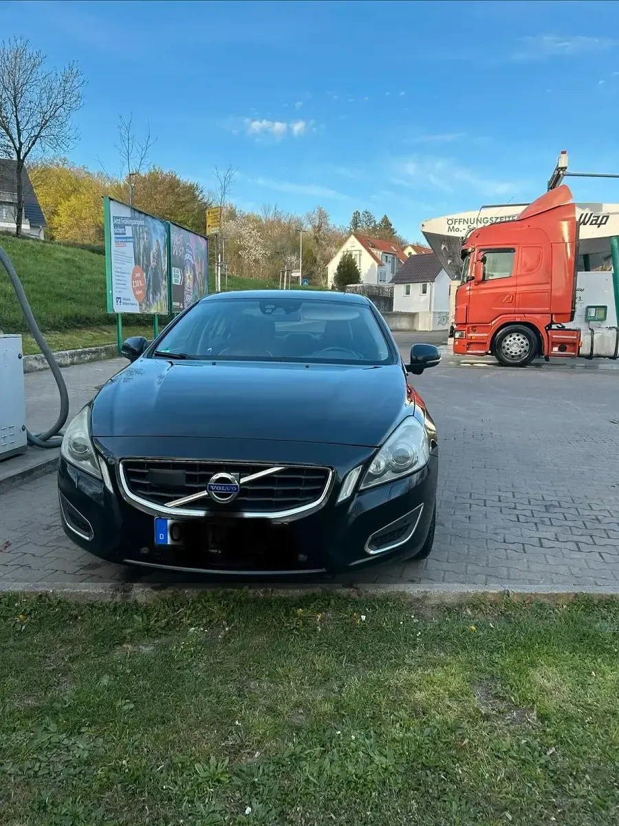 Gebraucht Volvo S60 215 PS (158 kW) 2012 Schwarz Limousine