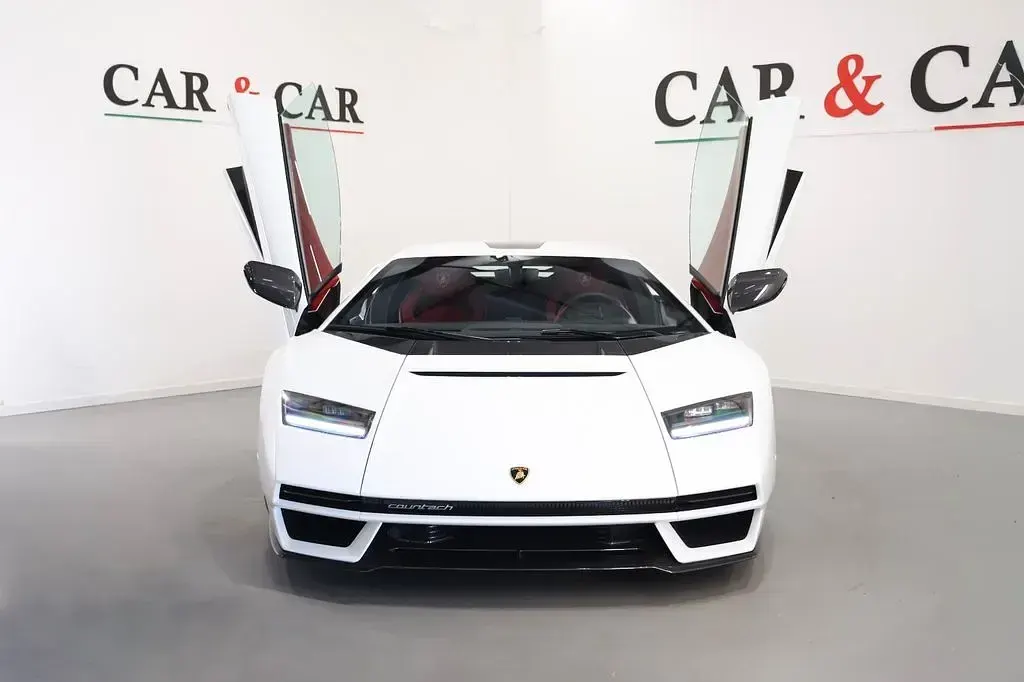 Gebraucht Lamborghini Countach 814 PS (598 kW) 2022 Weiß Coupé