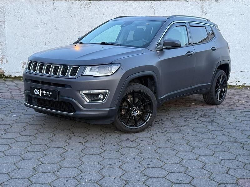 Schwarz Gebraucht 2020 Jeep Compass Limited SUV | 16.990 € (Superpreis) - Bild 1/4