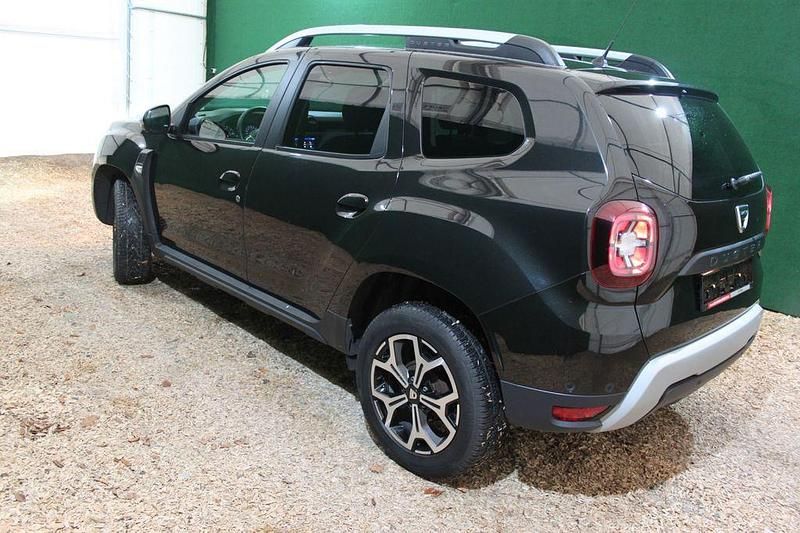 Gebraucht Dacia Duster Anniversary 131 PS (96 kW) 2020 Grau SUV