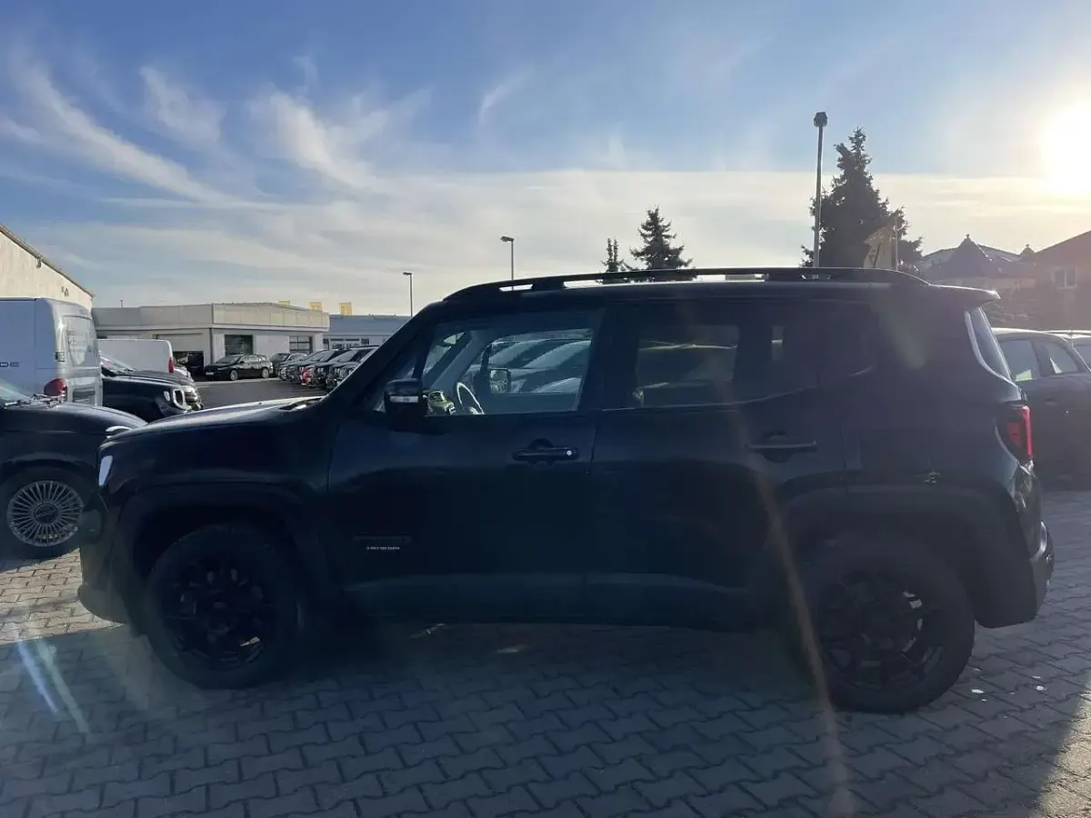 Gebraucht Jeep Renegade 180 PS (132 kW) 2022 Solid black schwarz SUV