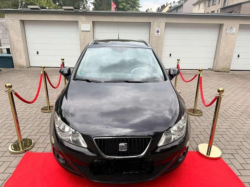 Schwarz Gebraucht 2010 Seat Ibiza ST Sport Kombi | 3.799 € (Guter Preis) - Bild 1/4