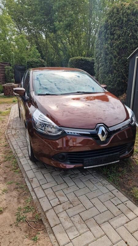 Braun Gebraucht 2015 Renault Clio IV Kleinwagen | 7.200 € (Guter Preis) - Bild 1/4