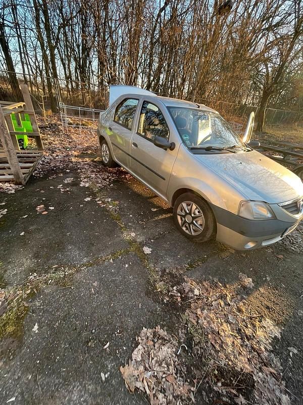 Gebraucht Dacia Logan 87 PS (63 kW) 2005 Beige Limousine