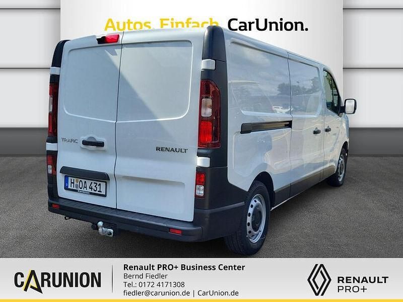 Gebraucht Renault Trafic Komfort 131 PS (96 kW) 2025 Arktisweiß Van / Kleinbus