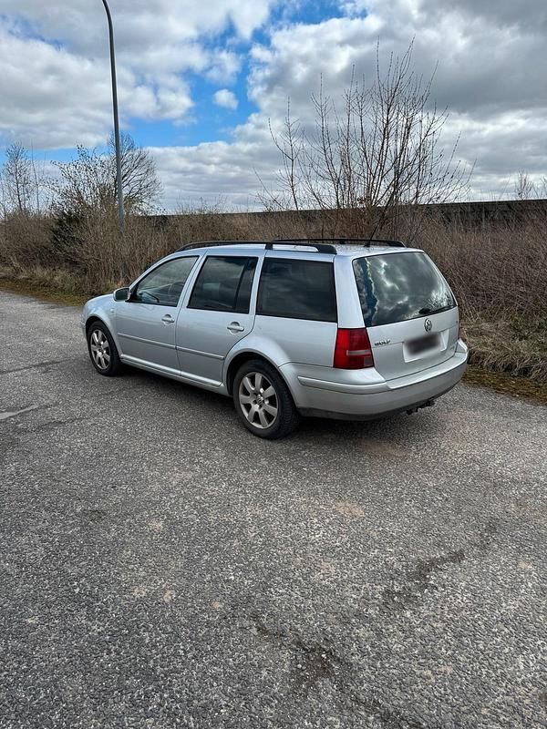 Gebraucht VW Golf IV 101 PS (74 kW) 2003 Silber Kombi