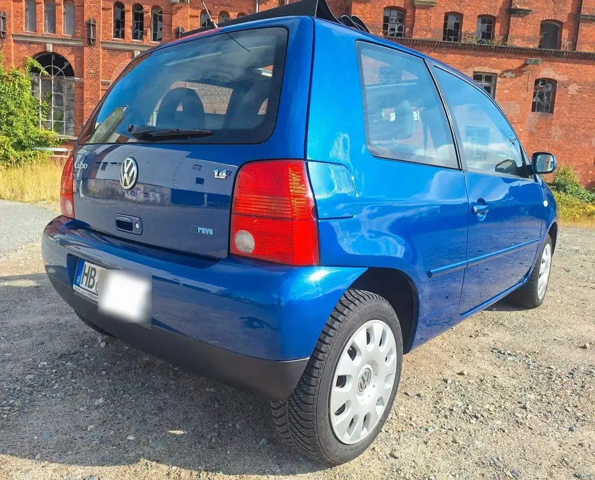 Gebraucht VW Lupo 75 PS (55 kW) 2005 Blau Kleinwagen